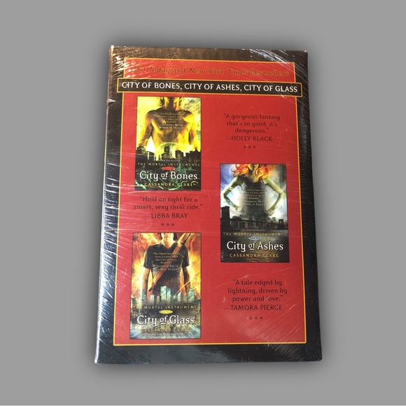 The Mortal Instruments: City of Bones; City of Ashes; City of Glass. Fiction - Picture 3 of 5